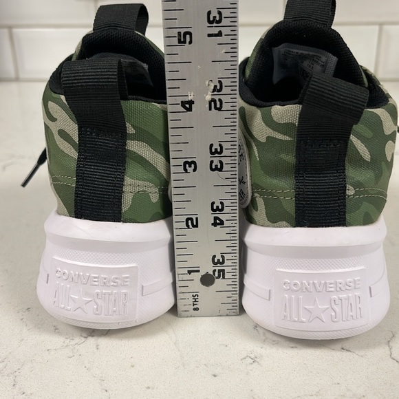 Converse Chuck Taylor All Star Ultra 2 Sneaker - Kids' Size 1 Youth - Picture 4 of 16